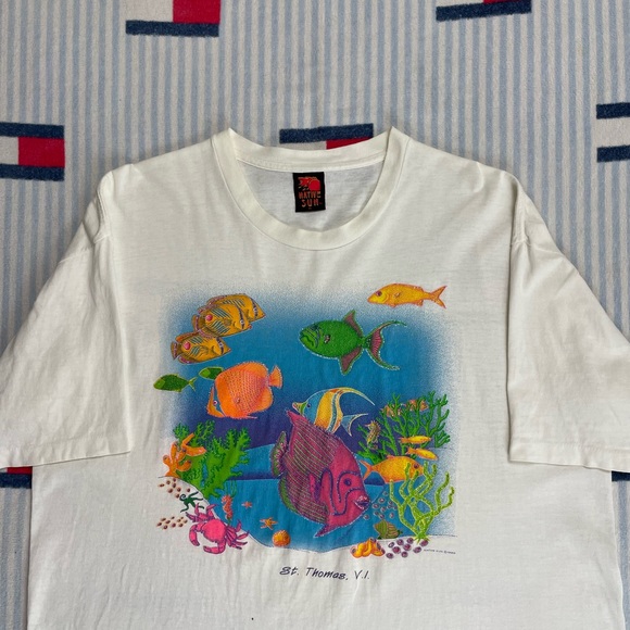 Vintage 1993 Native Sun Fish Ocean Nature Virgin Islands Tourist tee shirt - Picture 3 of 15
